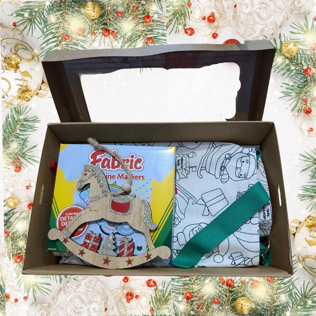 Colour-me-in Christmas aprons - Image 3
