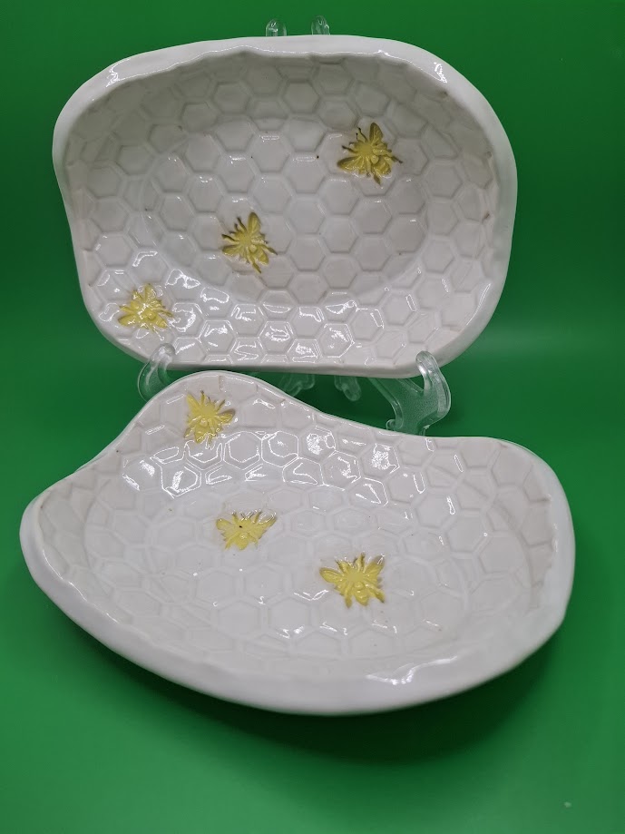Small Serving Tray Bee 14cm