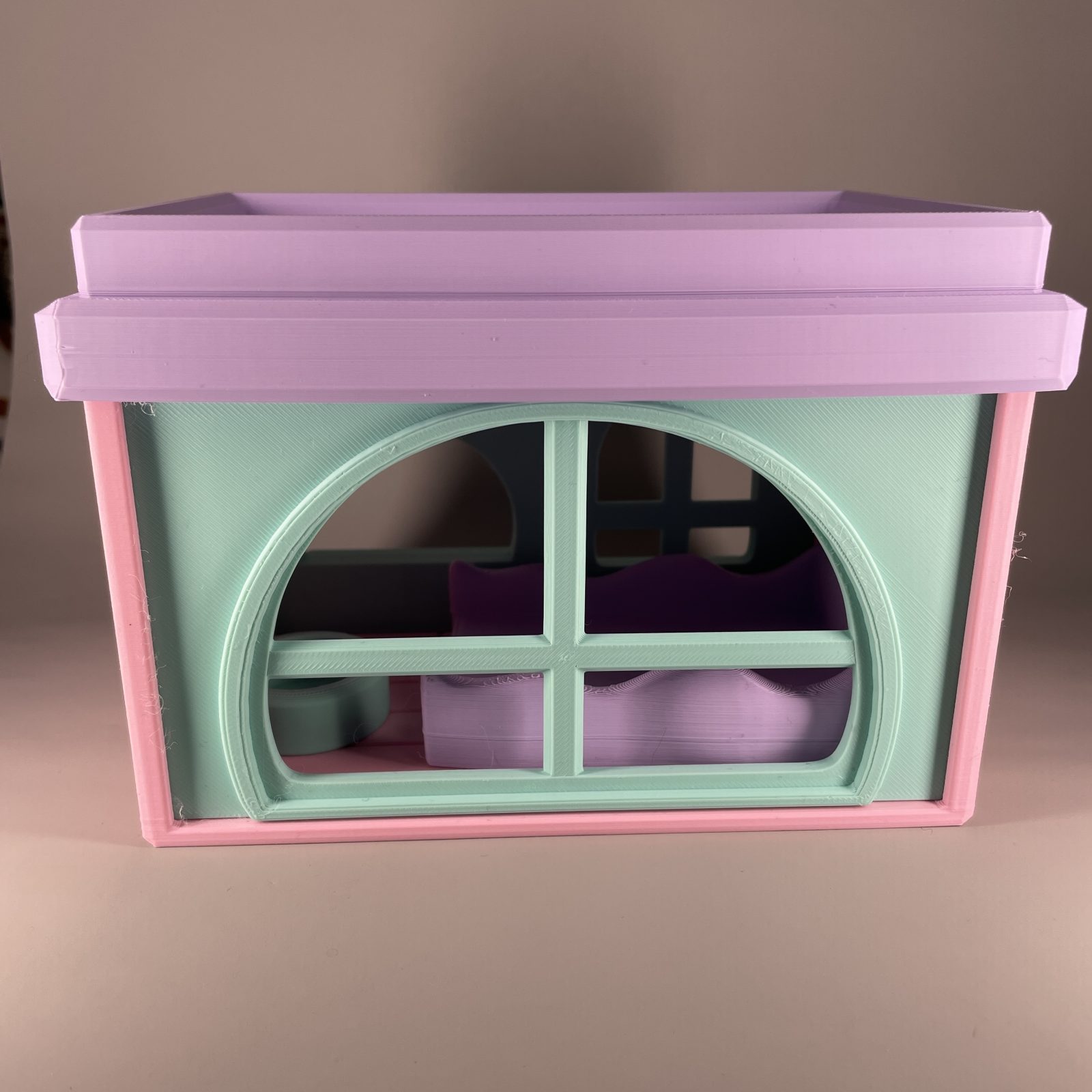 Hutch Playset - Image 3