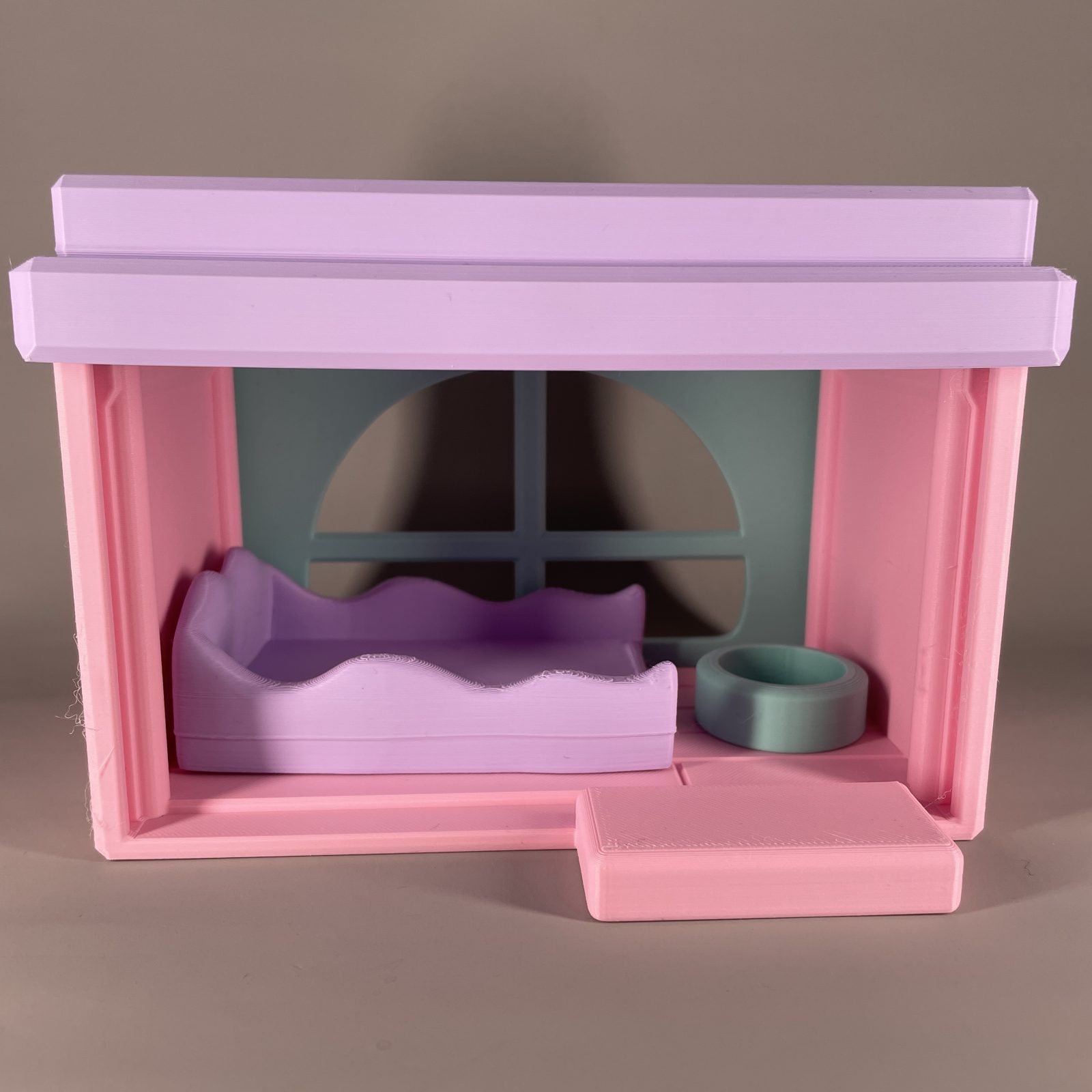 Hutch Playset - Image 2