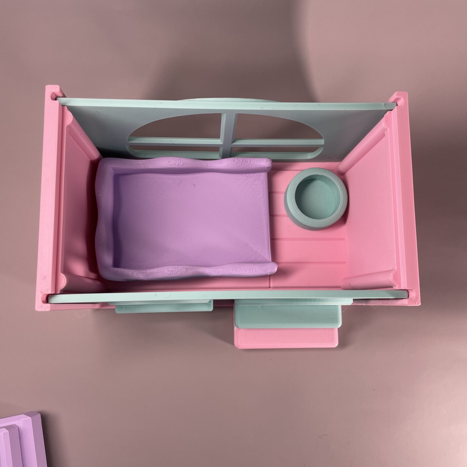 Hutch Playset - Image 6