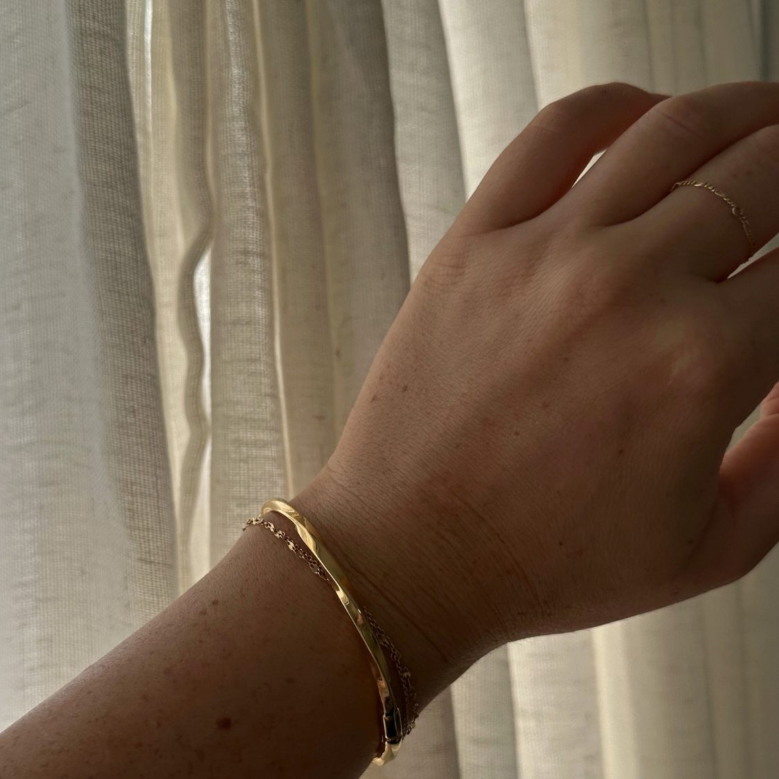 Ripple Bangle - 18K Gold Plated Stainless Steel - Image 2