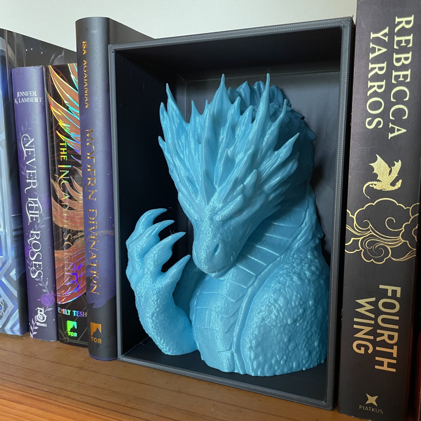 Frost Dragon Book Nook - Image 3