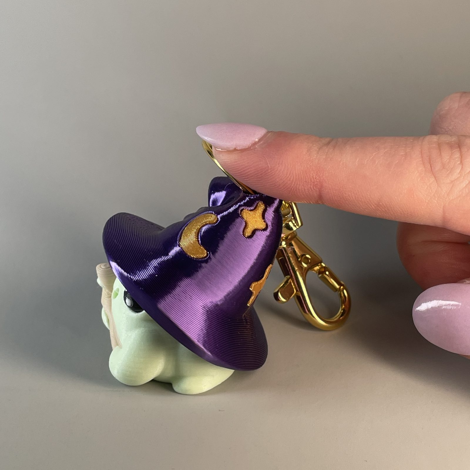 Wizard Frog Fidget Clicker Keychain - Image 4