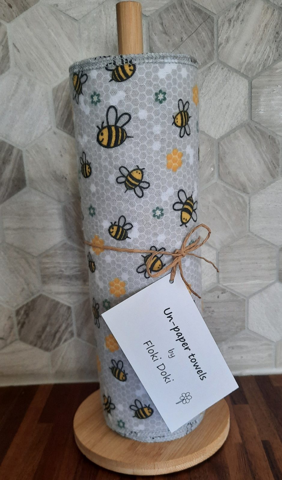 Un-paper towels 10 pack + stand Busy Bees