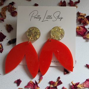 CHRISTMAS LEAF EARRINGS