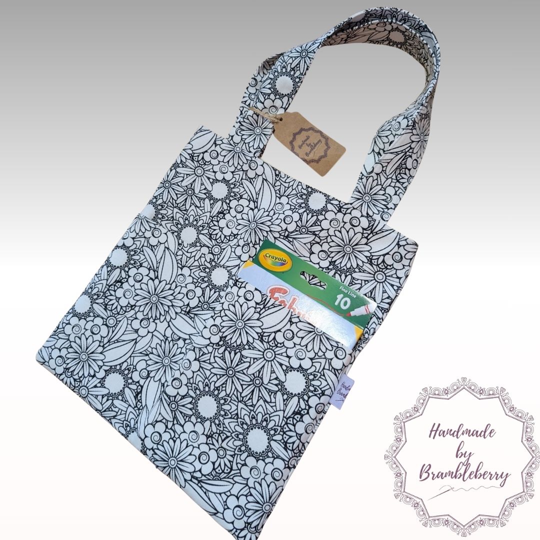 Colour-me-in library bag - Image 5