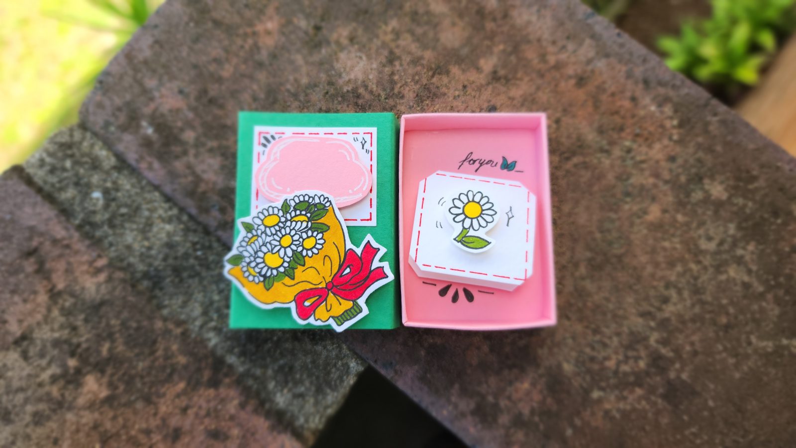 Write your own - Green Flowers - Image 2
