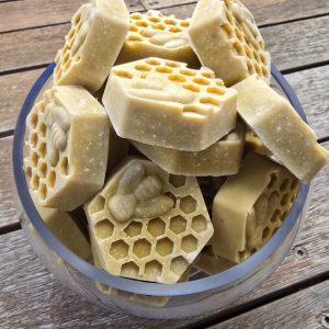 Manuka Honey Turmeric Soap