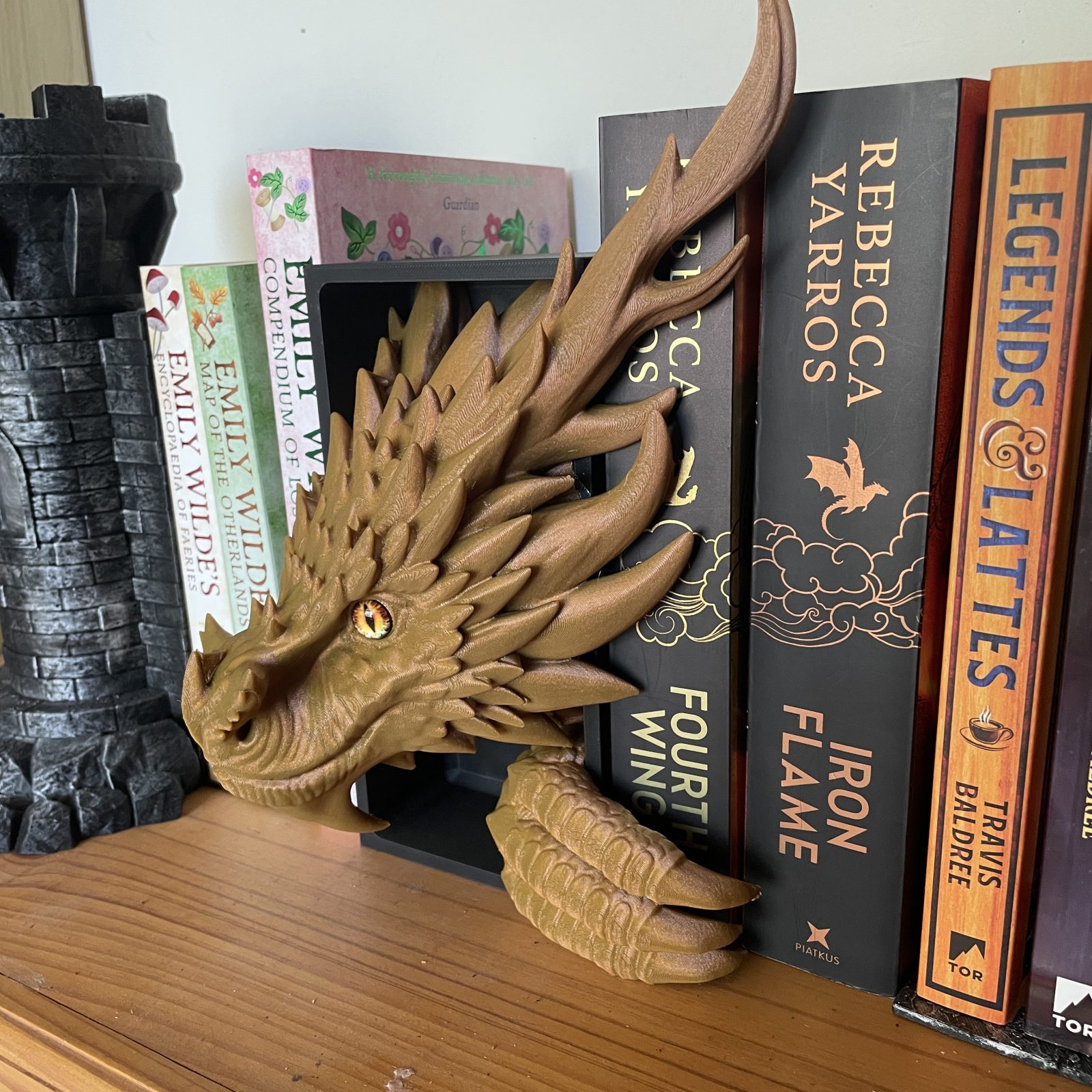 Spineguard Dragon Book Nook - Image 2