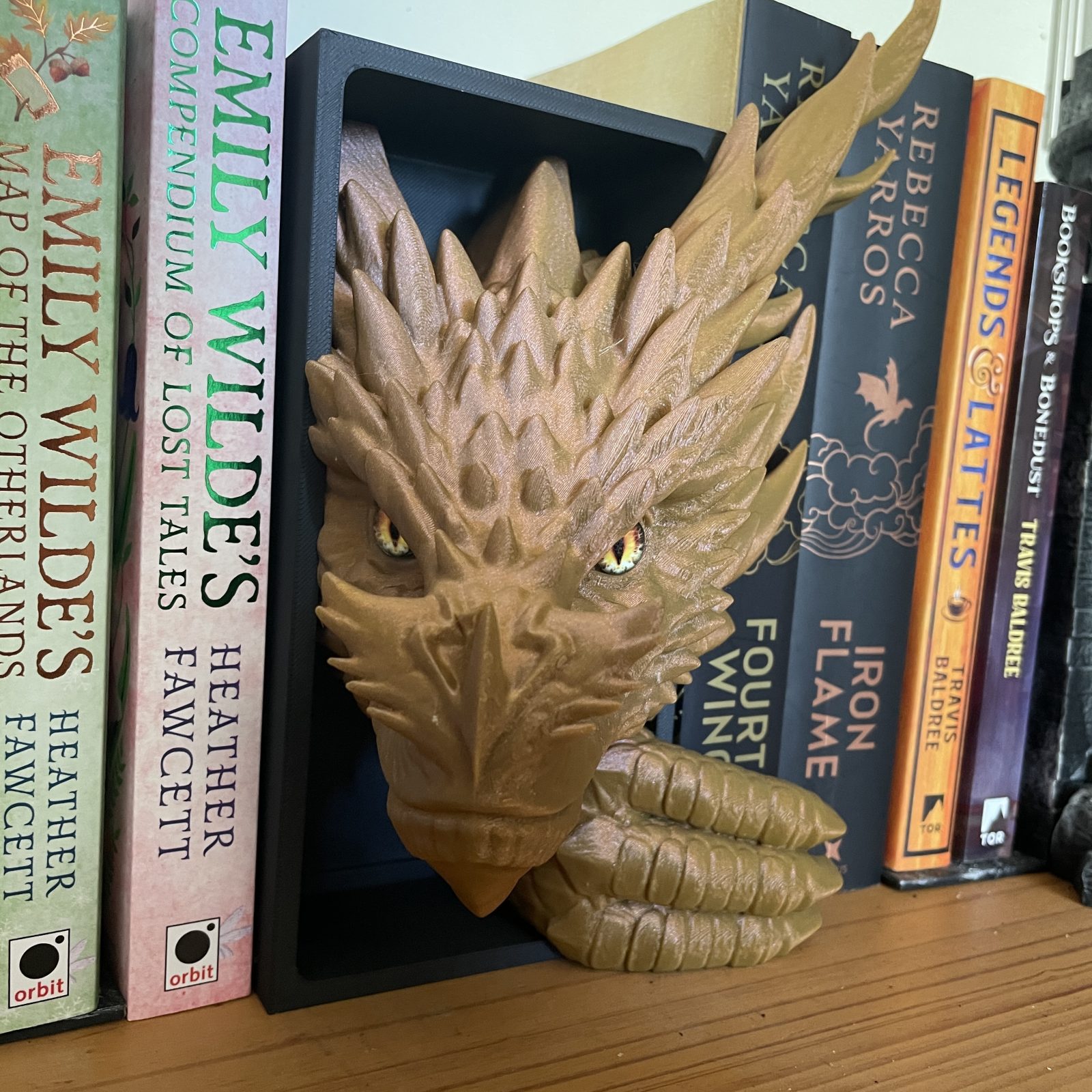 Spineguard Dragon Book Nook - Image 3