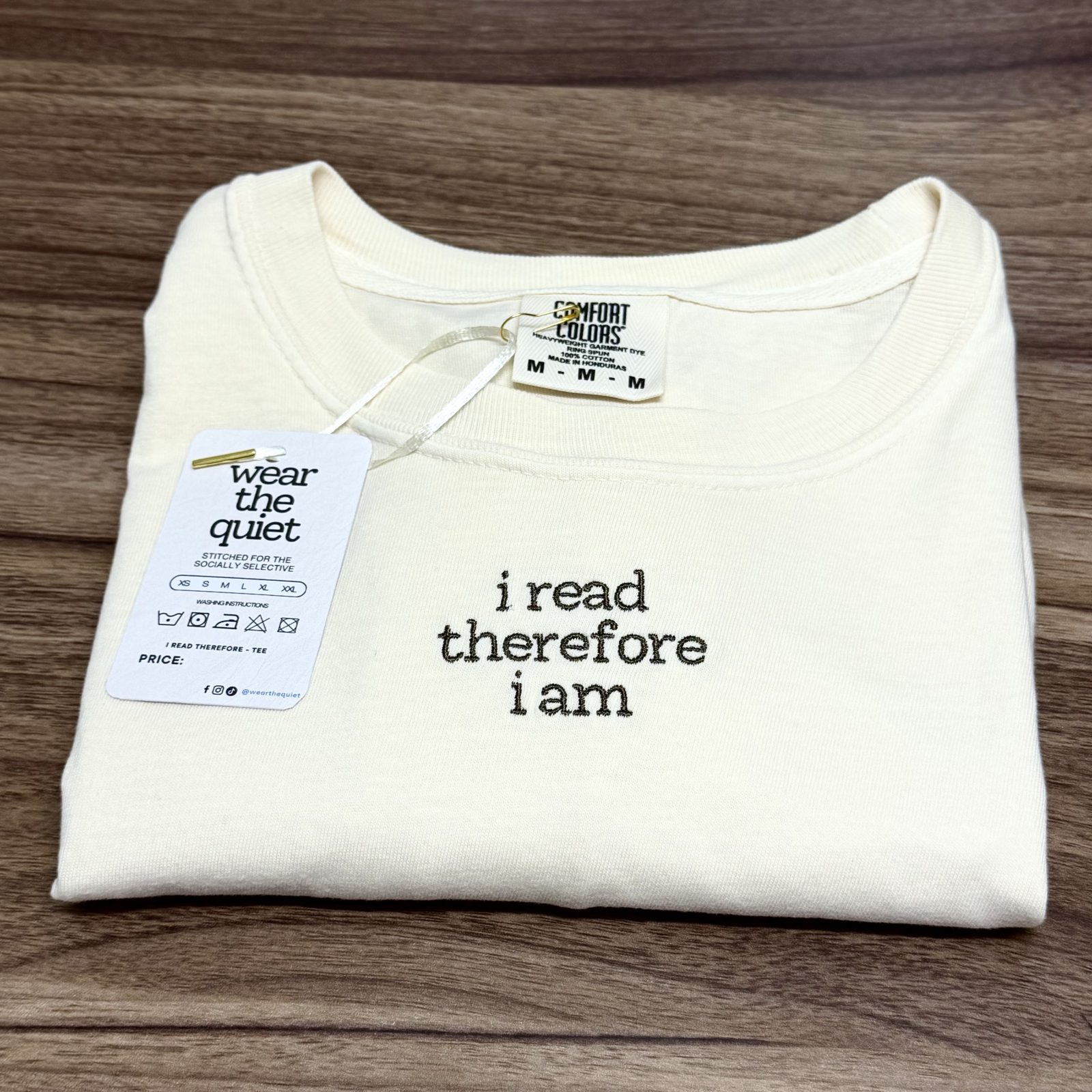 I Read Therefore I Am Tee - Embroidered Introvert T-shirt