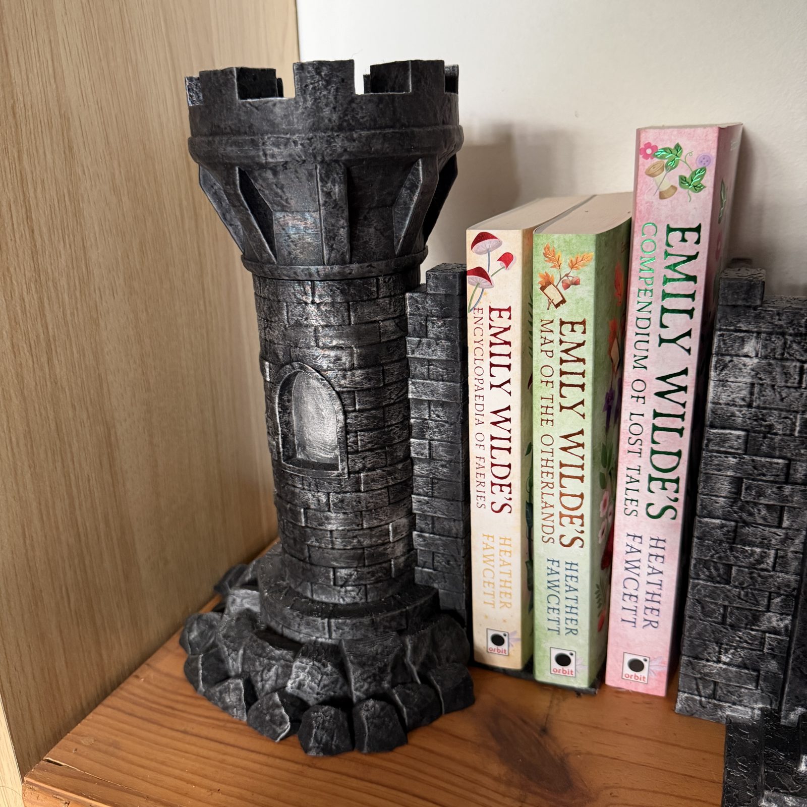 Castle Bookends Set - Image 2