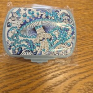 Mushroom pill box