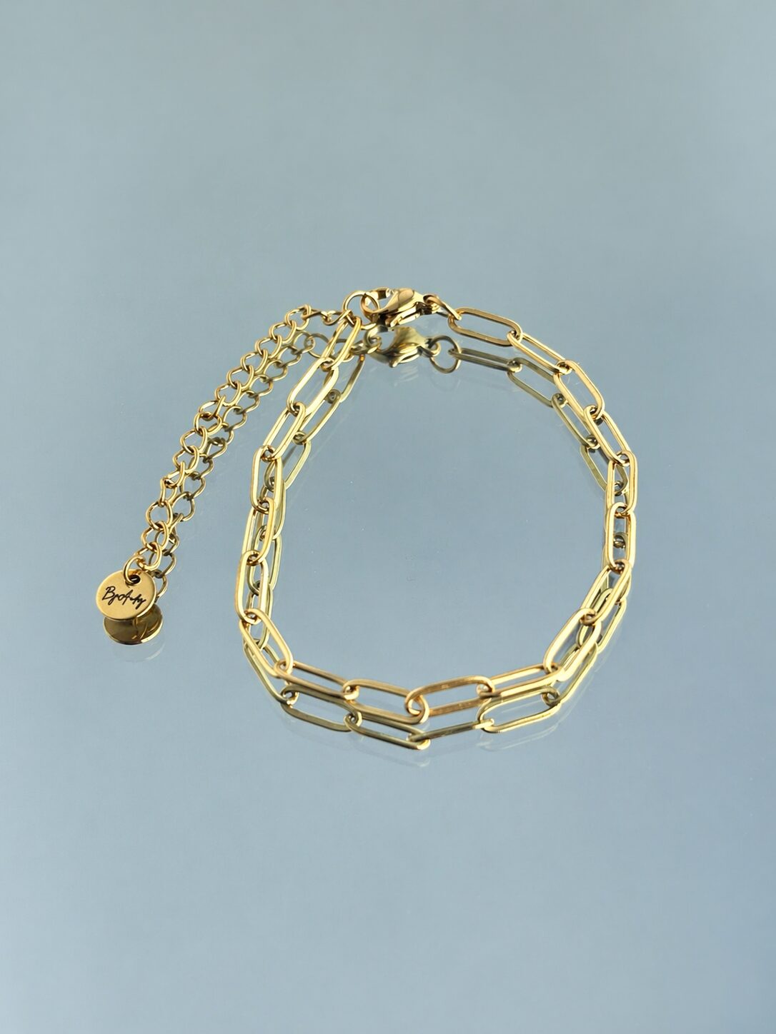 Ashley 18K