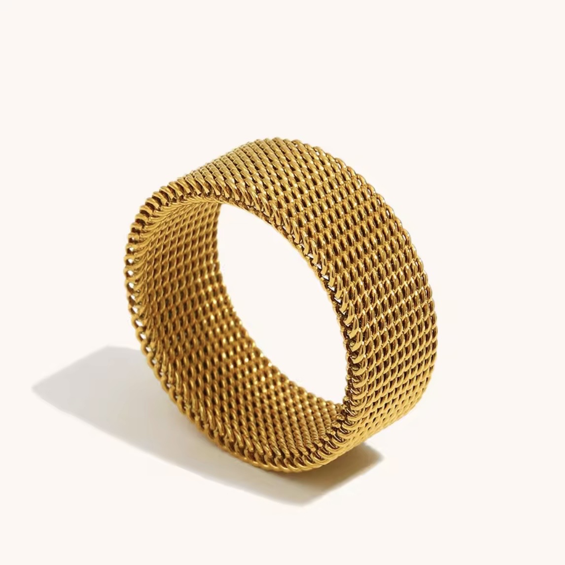 Aveline 18K