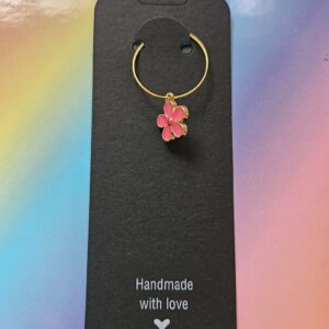 Wine glass charm approx 4cms flower hot pink
