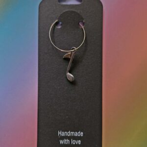 Wine glass charm approx 4cms music note