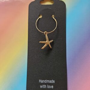 Wine glass charm approx 4cms starfish gold