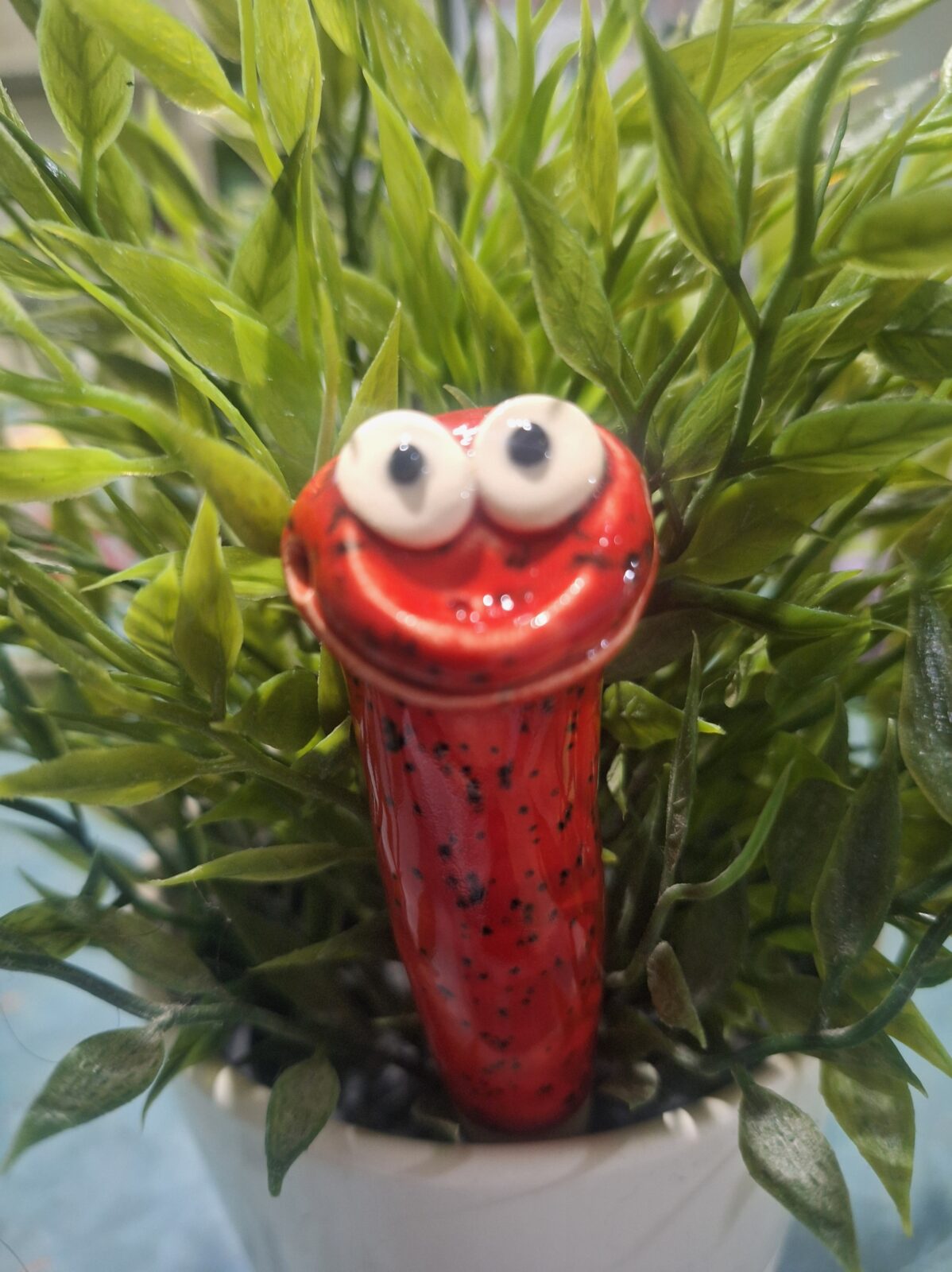 Pot Plant Worm - Red