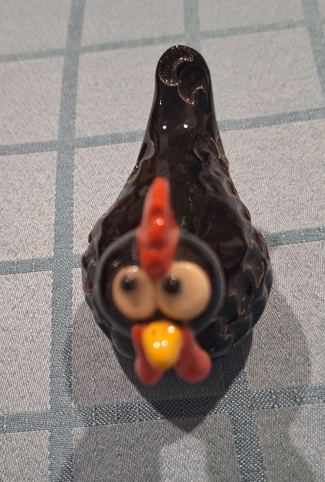 Hen - Black - Image 2