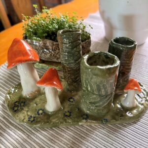 Multi vase plate with mushrooms